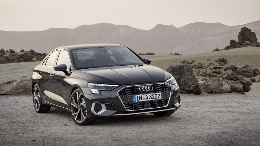  Audi A3 Sedan 35 TFSI 2020 года  (WW) (фото 2 из 50)